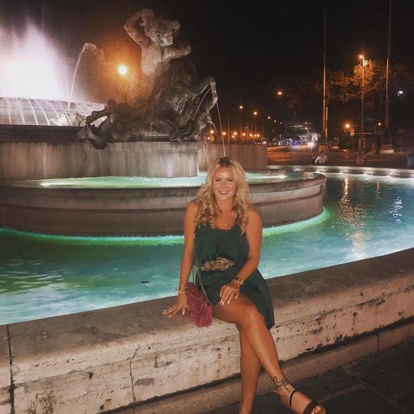 Meet your Posher, Mackenzie - Picture 1 of 1